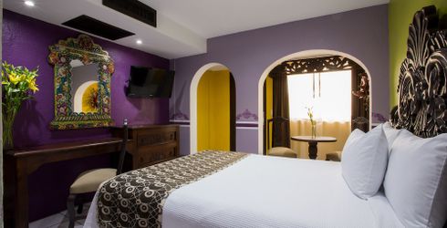 hotel room image