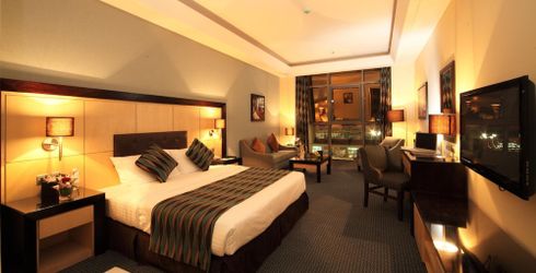 hotel room image