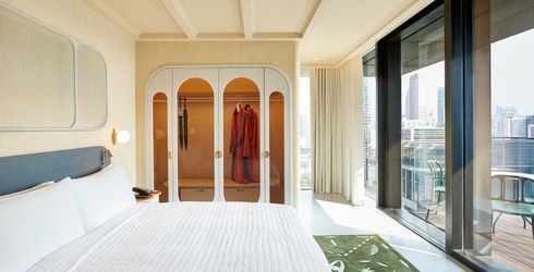 hotel room image