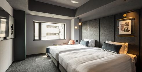 hotel room image