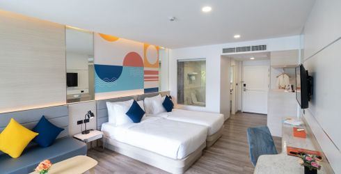 hotel room image