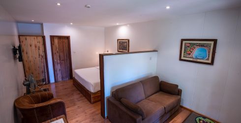 hotel room image