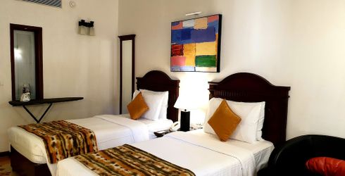 hotel room image