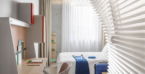 hotel room image