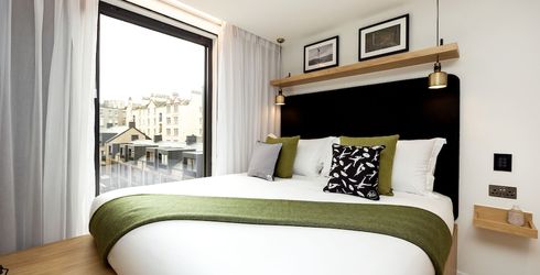 hotel room image