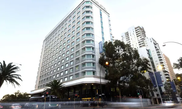Novotel Perth Langley hotel in Перт