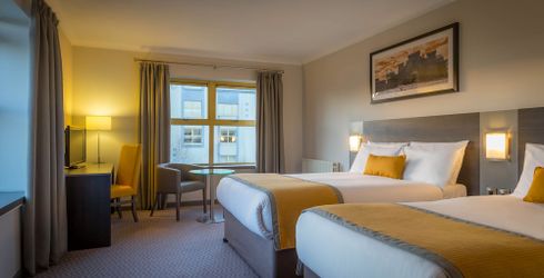 hotel room image