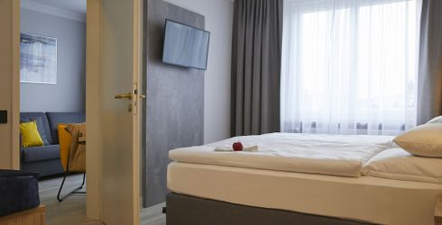 hotel room image