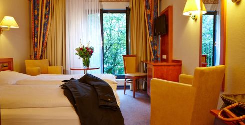 hotel room image