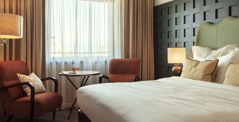 hotel room image