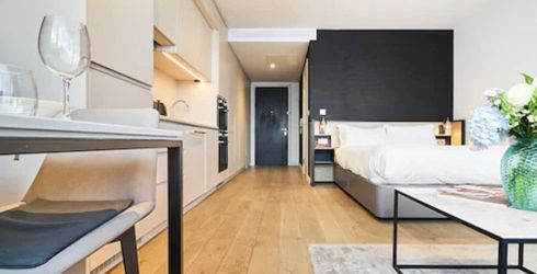hotel room image