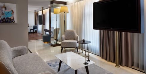 hotel room image
