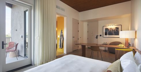 hotel room image