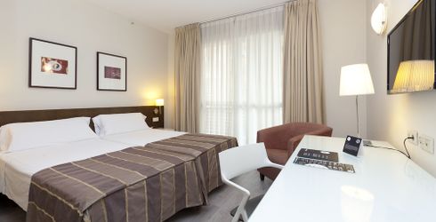hotel room image