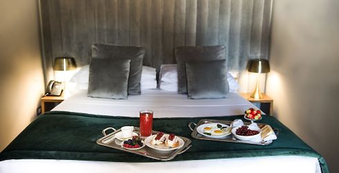 hotel room image