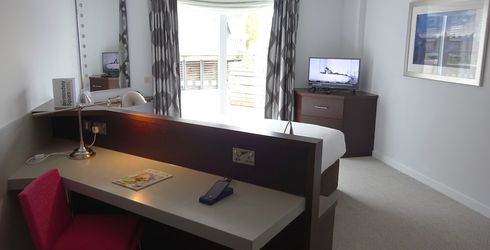 hotel room image
