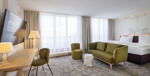 hotel room image
