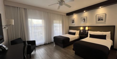 hotel room image