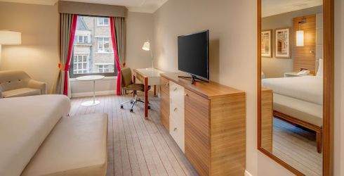 hotel room image