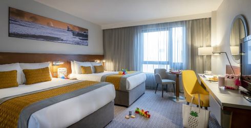 hotel room image