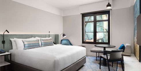 hotel room image