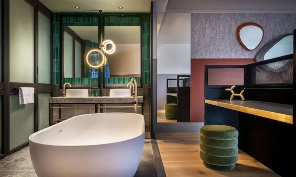 QT Auckland hotel in Auckland