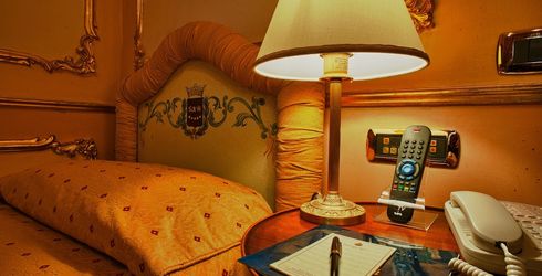 hotel room image