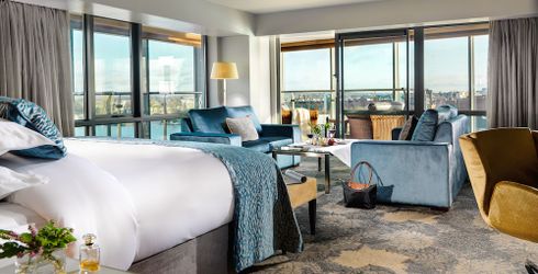 hotel room image