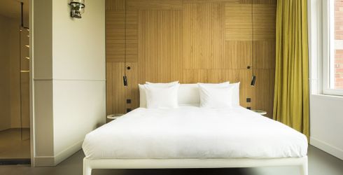 hotel room image