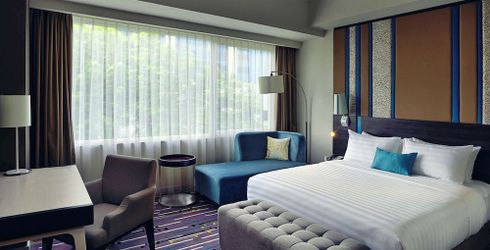 hotel room image