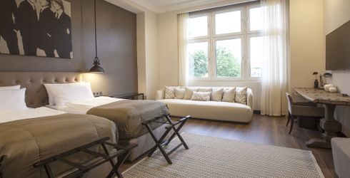 hotel room image