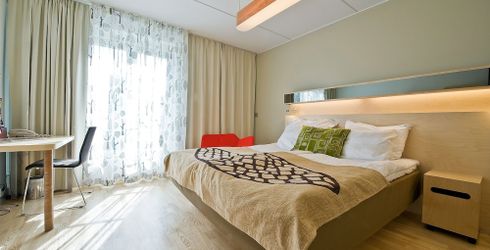 hotel room image