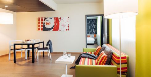 hotel room image