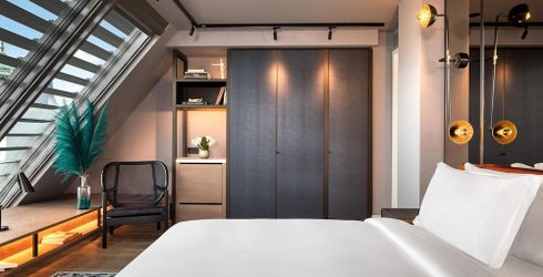 hotel room image