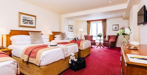 hotel room image