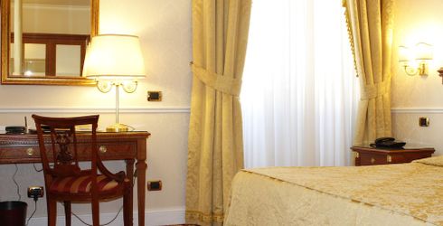 hotel room image