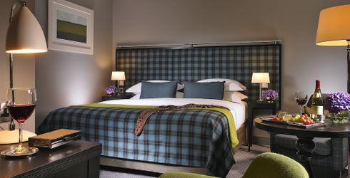 hotel room image