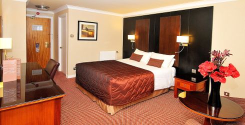 hotel room image