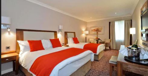hotel room image
