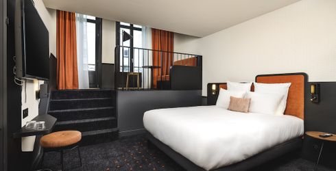 hotel room image
