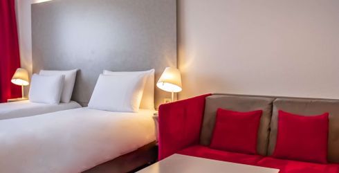 hotel room image