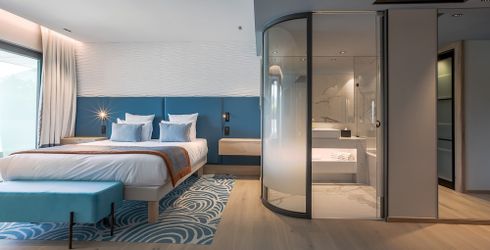 hotel room image