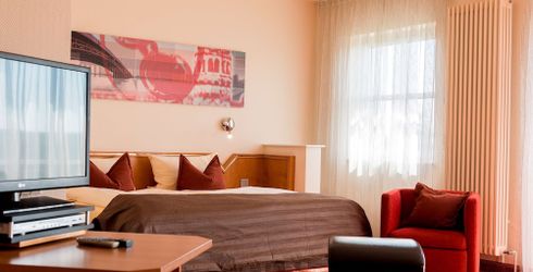 hotel room image