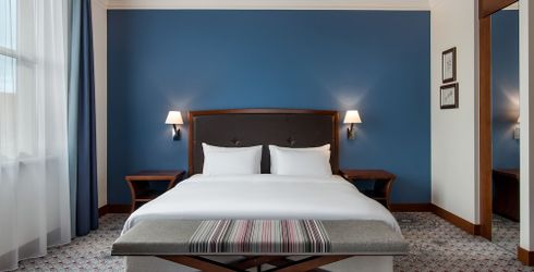 hotel room image