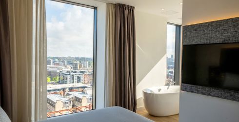 hotel room image
