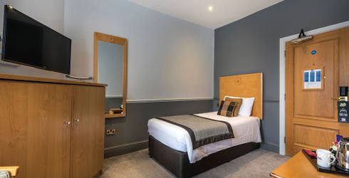 hotel room image