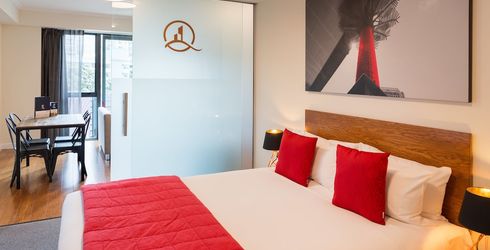 hotel room image