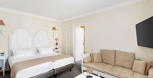 hotel room image