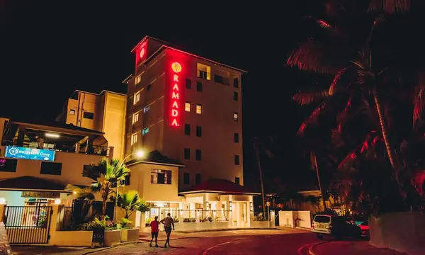 Ramada Suites by Wyndham Wailoaloa Beach Fiji hotel in Nadi