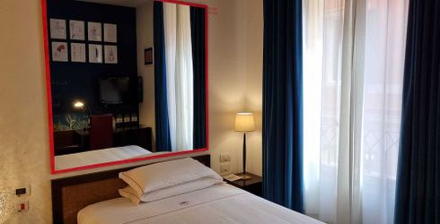 hotel room image